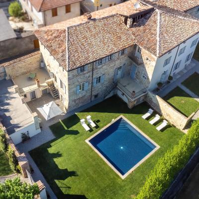 Palazzopozzobonelli Holiday Wedding1